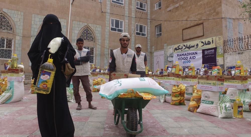 Providing Iftar in Yemen for Ramadhan 2020