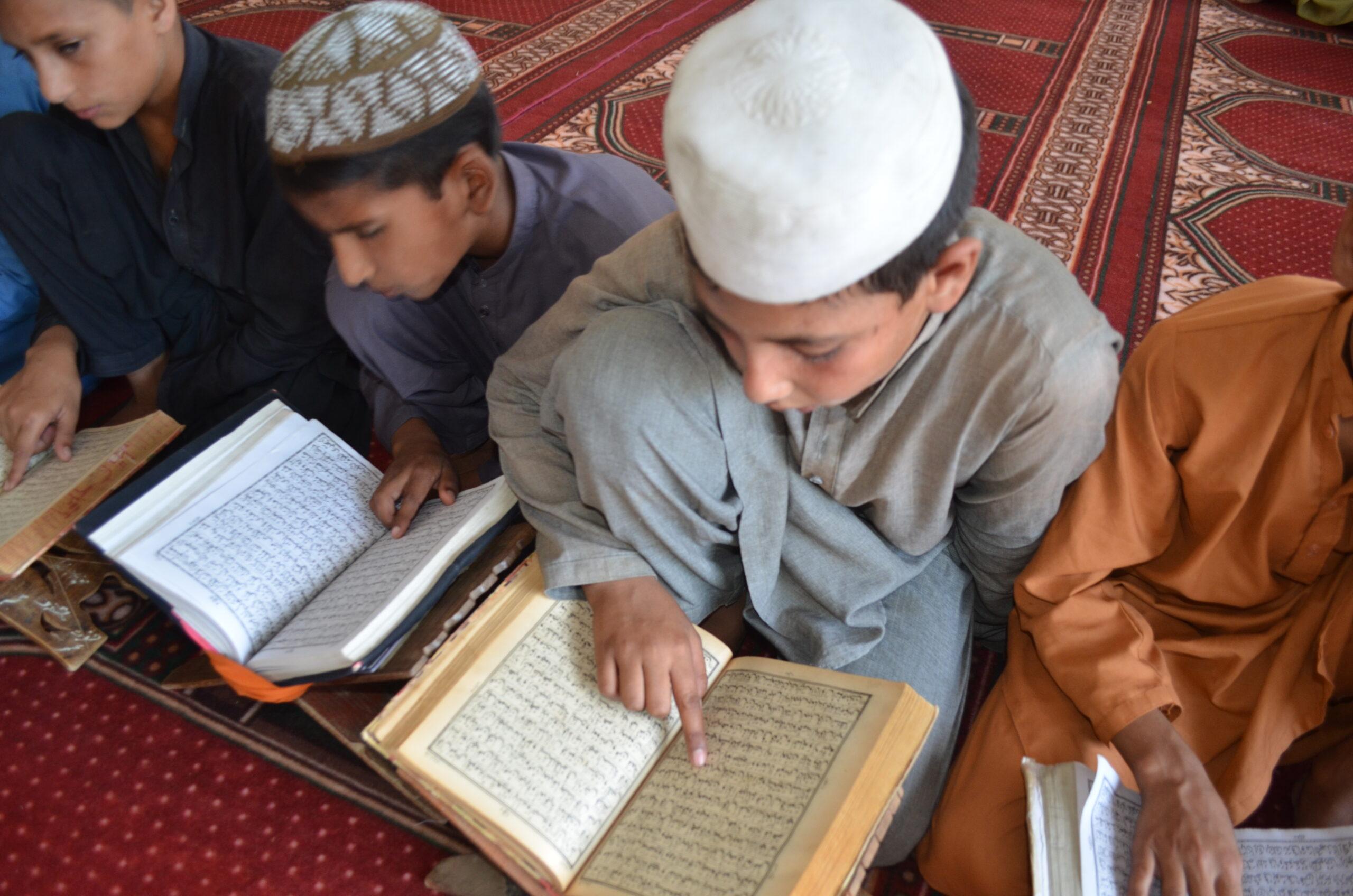 Teacher delivering education through the Teacher Sponsorship programme